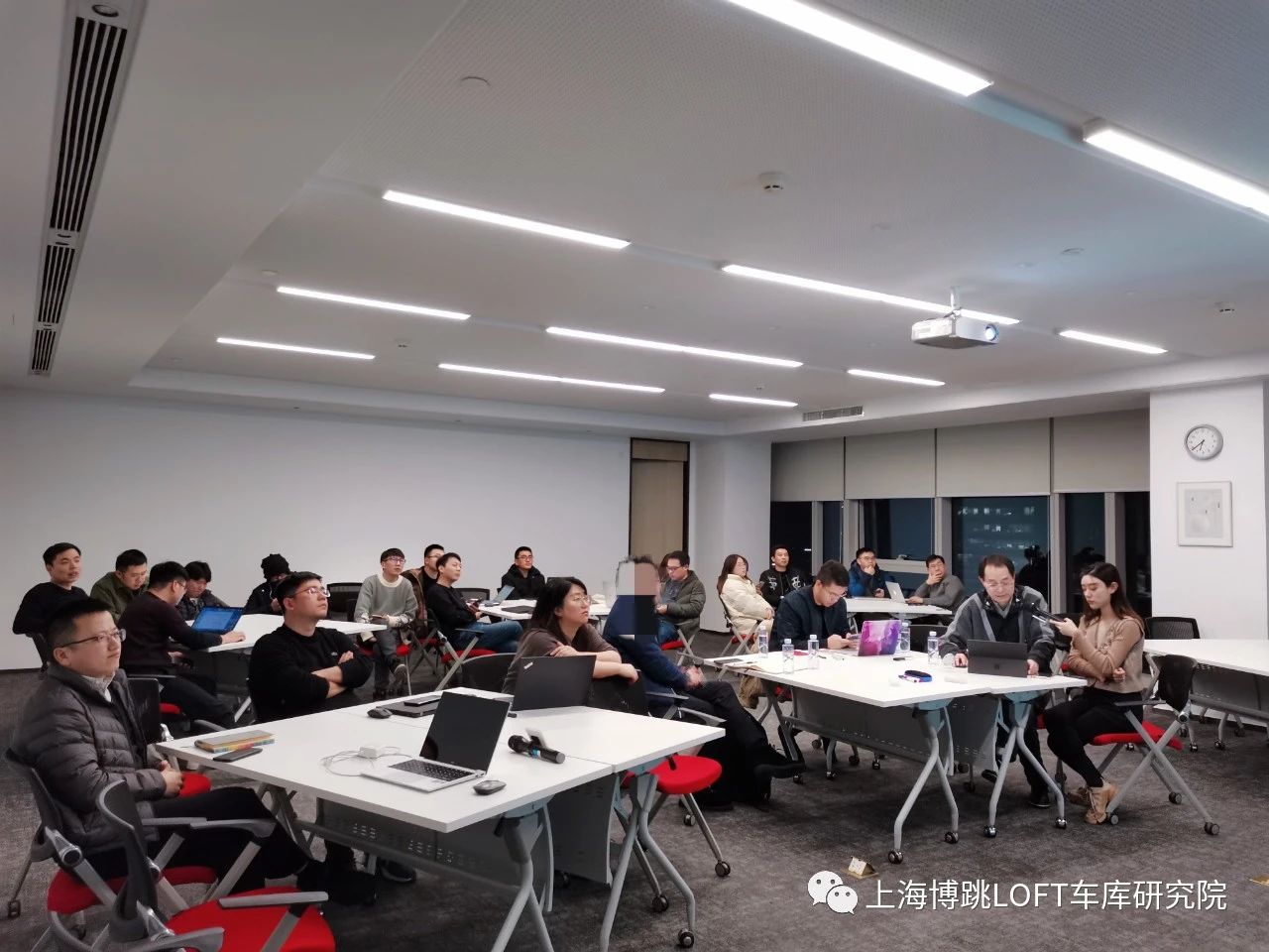 乐山杭州LOFT车库专题会